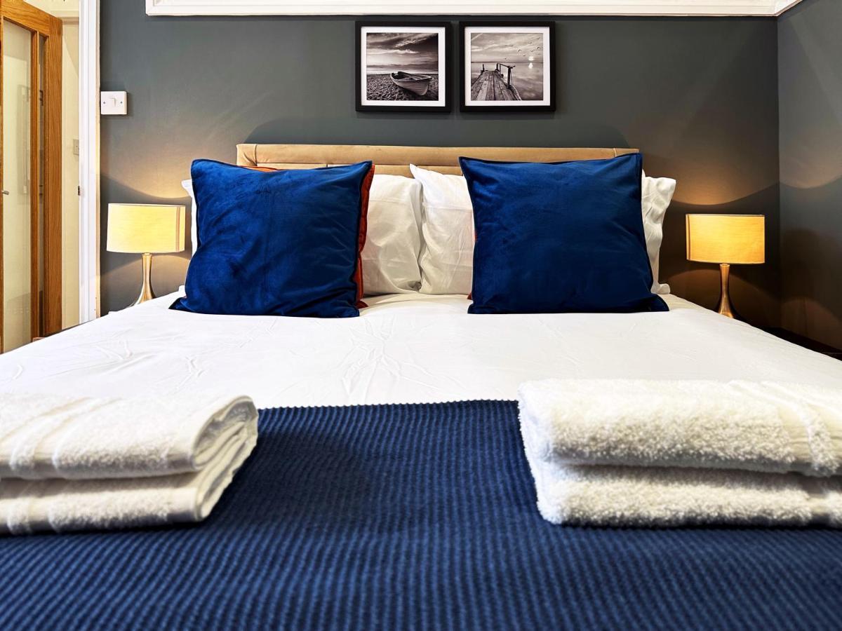 Liam Place Near Hyde Park - 1 Double Bed, 1 Sofa Bed, Spacious Apartment, Private Entrance Londýn Exteriér fotografie