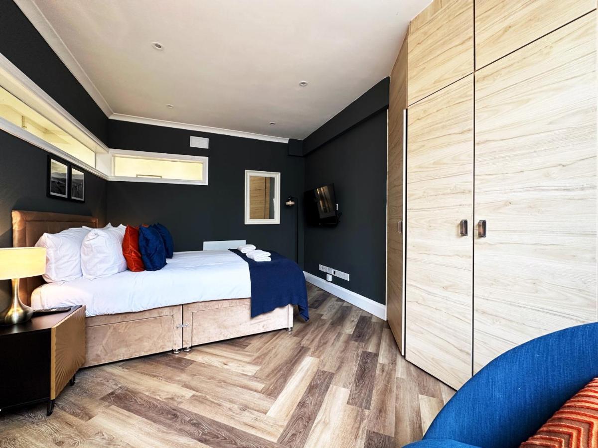 Liam Place Near Hyde Park - 1 Double Bed, 1 Sofa Bed, Spacious Apartment, Private Entrance Londýn Exteriér fotografie