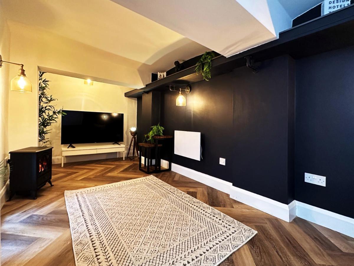 Liam Place Near Hyde Park - 1 Double Bed, 1 Sofa Bed, Spacious Apartment, Private Entrance Londýn Exteriér fotografie